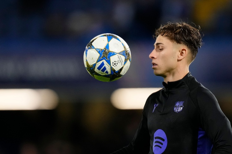 费尔明用各种词汇形容队友:特狮领袖,卡萨多比特犬,亚马尔最佳